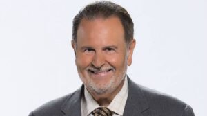 Raul De Molina Net Worth